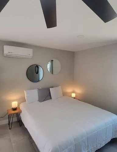 *msg For 5%off*kingbed Poolyard Guesthouseglendale Apartment *